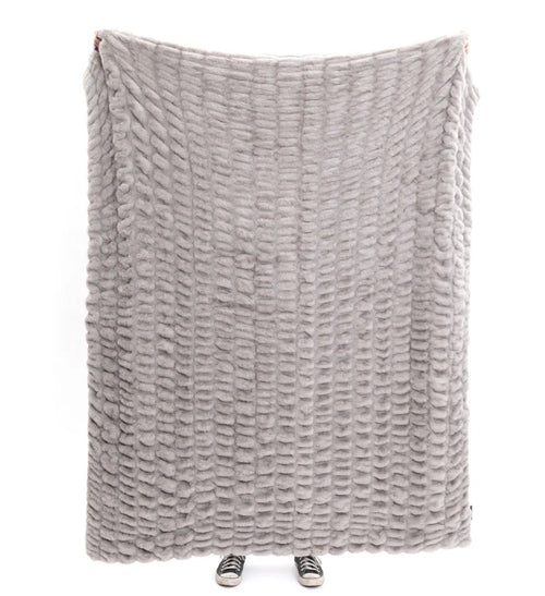 KOSMA "Fluffed-Up" Blanket
